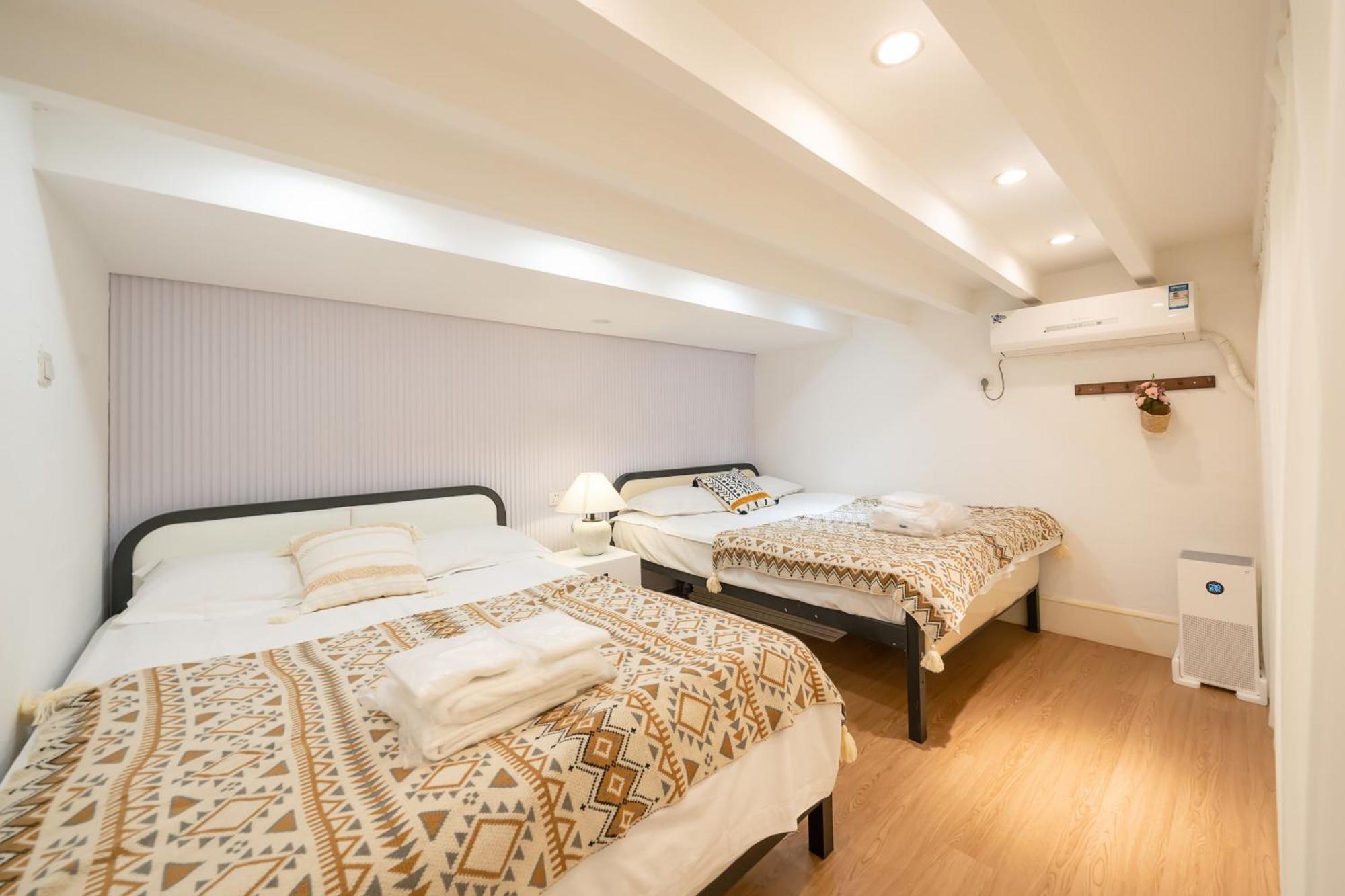 Shanghai Downtown Yi Du B&B - Near South Shaanxi Road Metro Station 600Meters Exterior photo