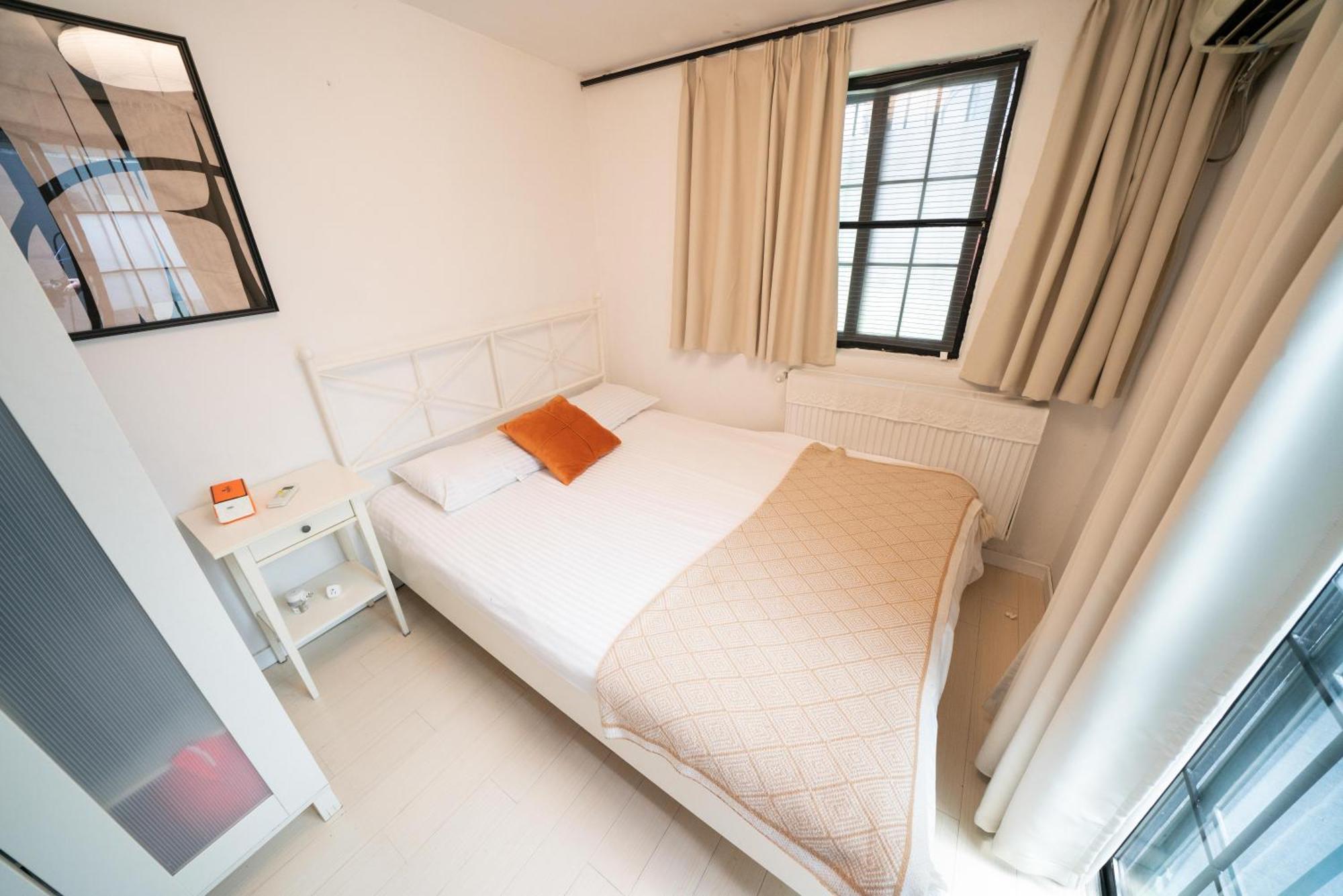 Shanghai Downtown Yi Du B&B - Near South Shaanxi Road Metro Station 600Meters Exterior photo